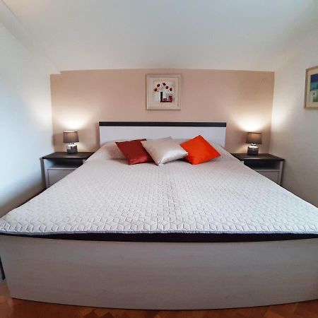 Apartments Zrinka 793 โปเรช ภายนอก รูปภาพ