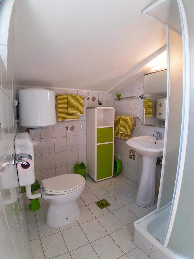 Apartments Zrinka 793 โปเรช ภายนอก รูปภาพ